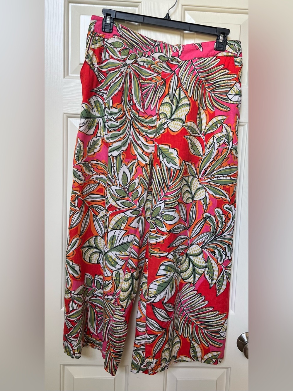 C&C California Tropical Print Cropped Pants | Size XL